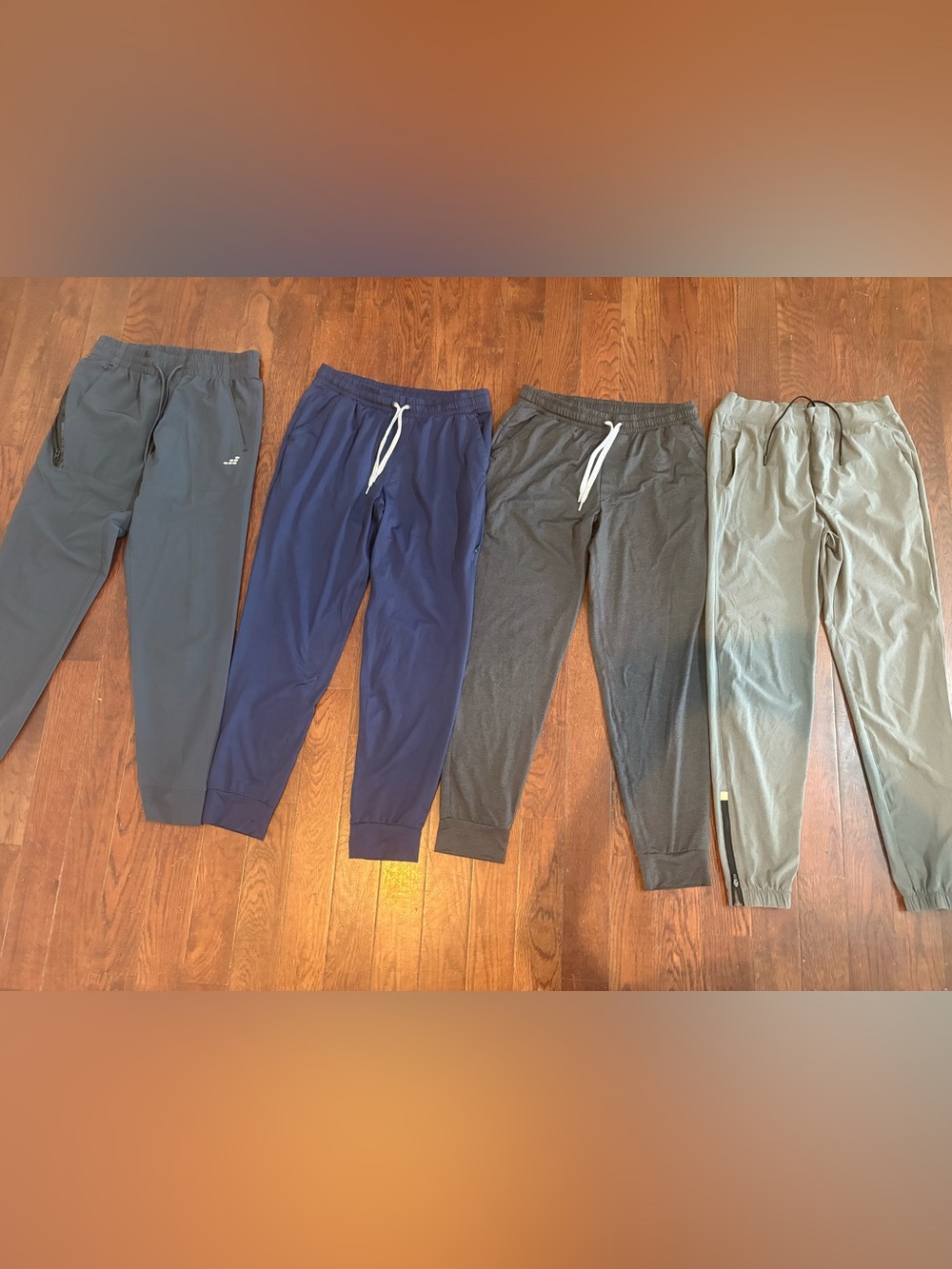 (4) pair men's size small athletic pants- great condition